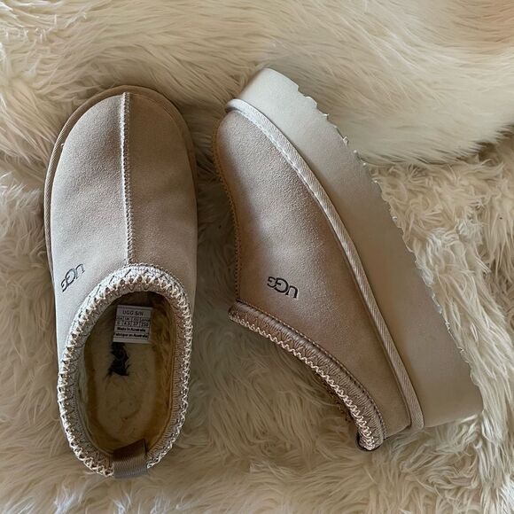 Tan UGG tazz slides - Picture 8 of 11